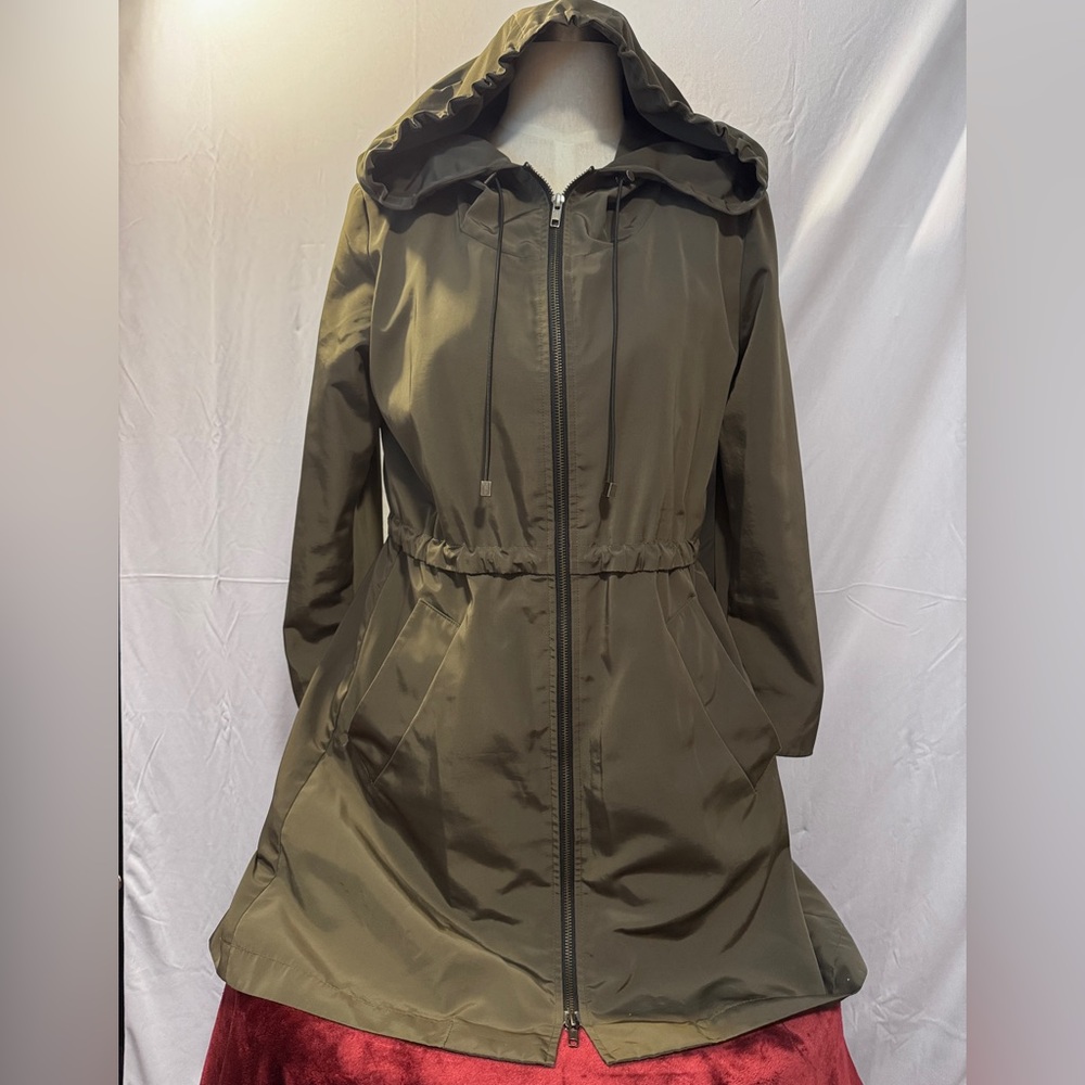 Jane Post - size Medium - Elegant Metallic Olive Green Big Hooded Women's Parka